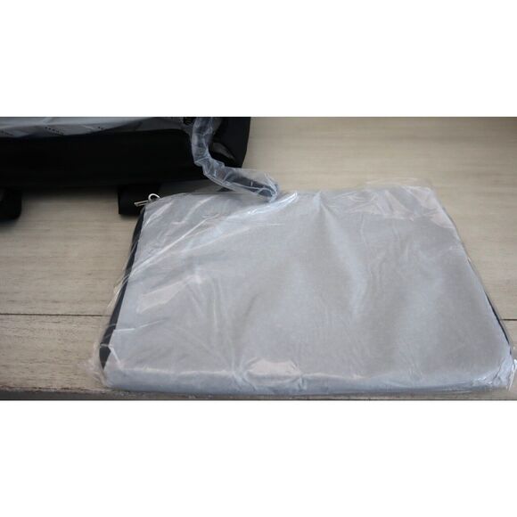 Guess AA911723 Women's Sz Large Black Ralphie Carry-All Tote Bag w/Coin Pouch - Picture 12 of 14